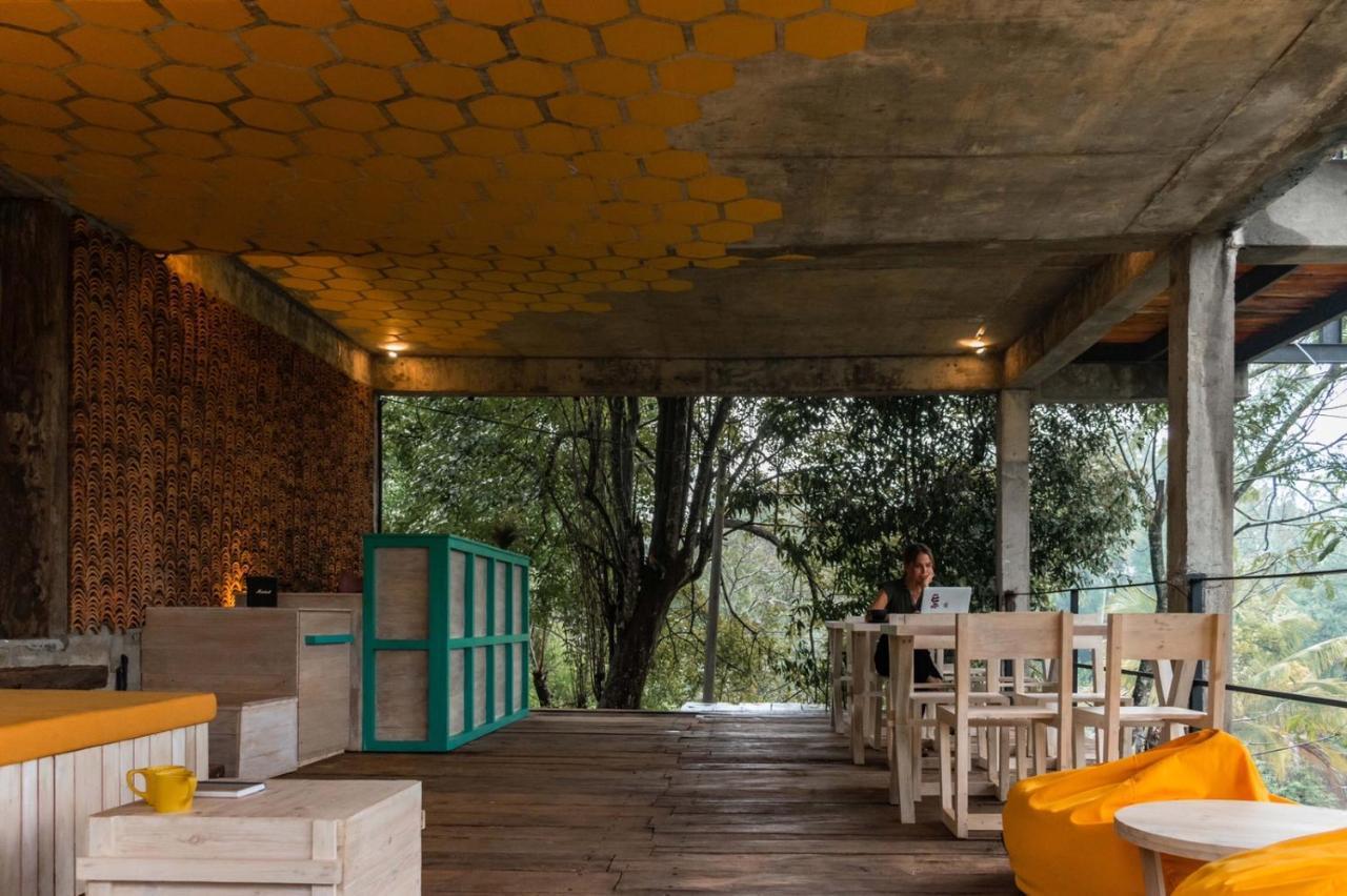 Wild Bee Hostel Ella Esterno foto